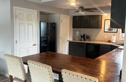 Gulf Port Cabina | Delightful 3-bedroom cabin with AC in Carman