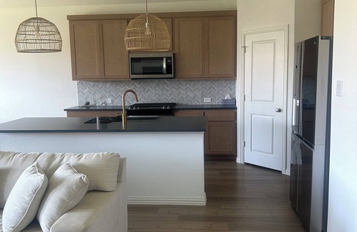 Forney Casa | Delightful 4-bedroom house in charming Forney