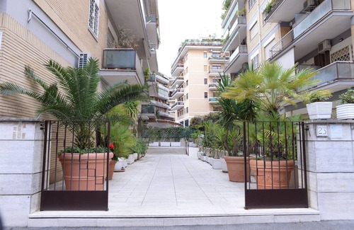 Tor di Quinto Casa | Encantador apartamento de 7 camas, totalmente equipado con lavadora.