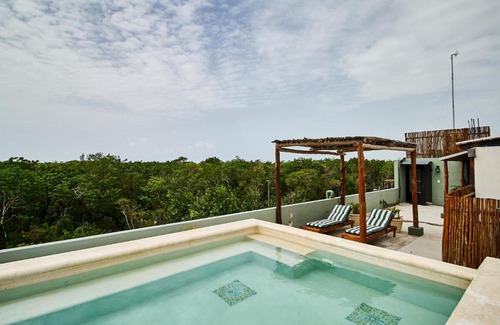 Barrio Zama Apartamento | Delightful and romantic rooftop cabin & pool