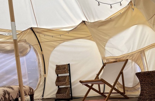 Royse City Alquiler De RV | Delightful Belle Tent on 10 Acres With Private Outdoor Shower!