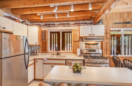 Pla-Vada Woodlands Cabina | Delightful Cabin in the Woods