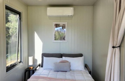 Hartley Casa | Delightful Container House with Views