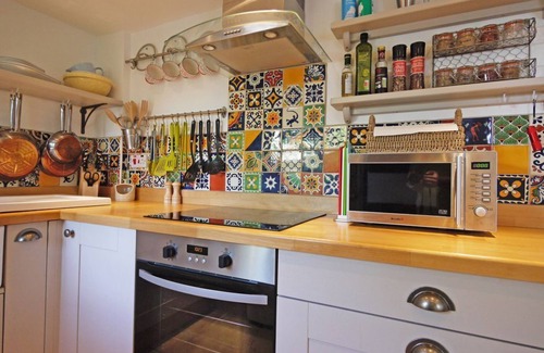 Irstead Cabaña | Encantadora casa de campo en el corazón de Norfolk Broads, capacidad para 4 personas, admite perros