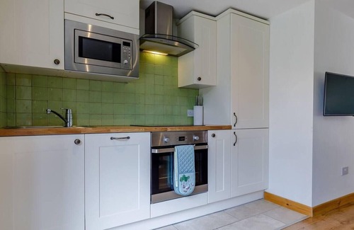 Tatton Park Cabaña | Two bed near Knutsford No Contractors