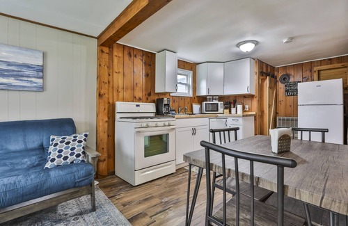 Weirs Beach Cabaña | Delightful Cozy Cottage in Laconia