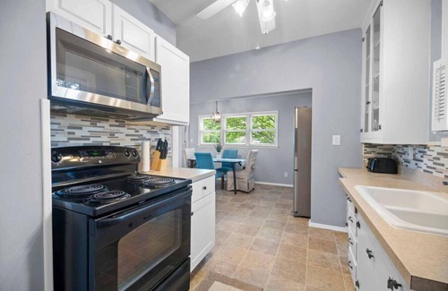 Hamilton Apartamento | Delightful Cozy Home/2 bed 1 Bath Sleeps8