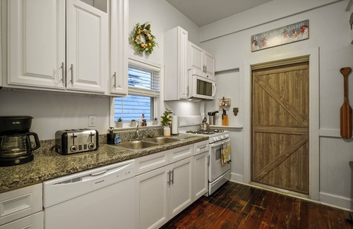 Saint Roch Casa | New Cowboy Pool & New Design! by French Quarter, Delightful Renovated Victorian by French Quarter