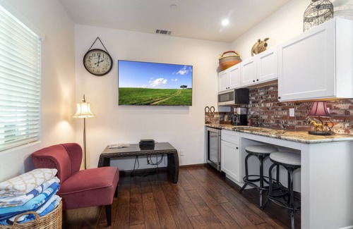 Santa Ynez Casa | Encantadora granja holandesa con casa de huéspedes