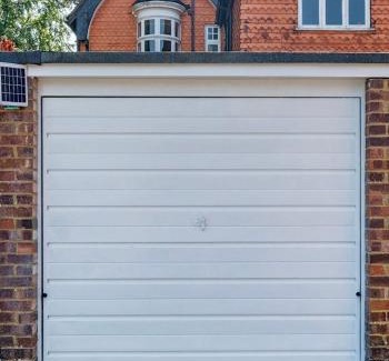 Dorking Apartamento | Delightful first floor two bed apartment five minutes walk from Dorking town centre
