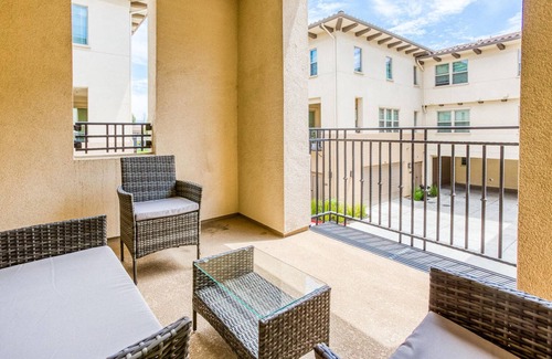North San Jose Casa | Delightful San Jose 3BR w/ Garage & A/C, nr Park & Lake, by Blueground