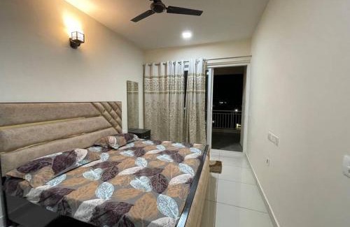 Dehradun Apartamento | Delightful stay near you