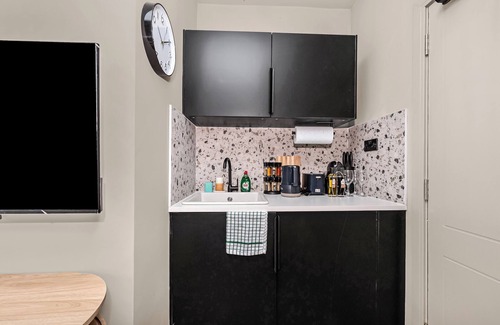 Peckham Apartamento | Delightful Studio Suite with Modern Kitchenette