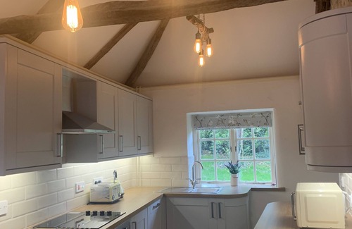 West Knighton Cabaña | Delightful thatched cottage in beautiful sleepy Dorset village and countryside