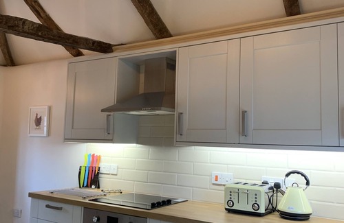 West Knighton Cabaña | Delightful thatched cottage in beautiful sleepy Dorset village and countryside