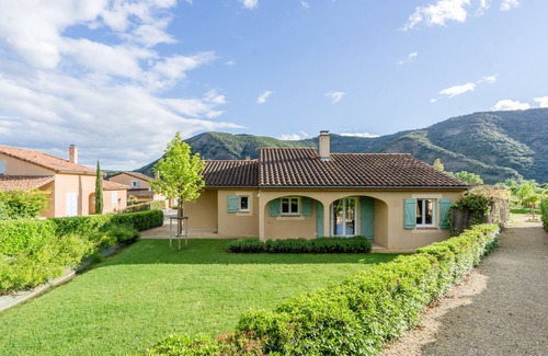 Vallon-Pont-d'Arc Villa | Encantadora villa para 4 personas en Domaine Les Rives de l'Ardèche