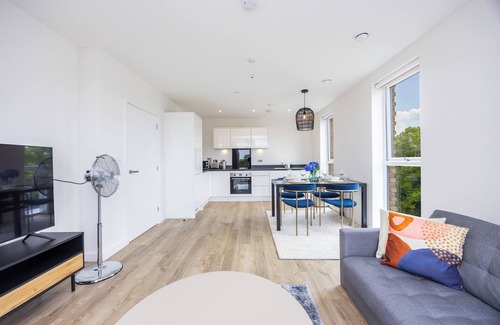 Warley Apartamento | Delightfully furnished 2 bed 2 bath apartment in the heart of Brentwood