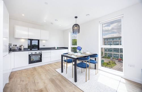 Warley Apartamento | Delightfully furnished 2 bed 2 bath apartment in the heart of Brentwood