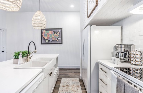 The Gate Casa | Delightfully Redesigned Home - JZ Vacation Rentals