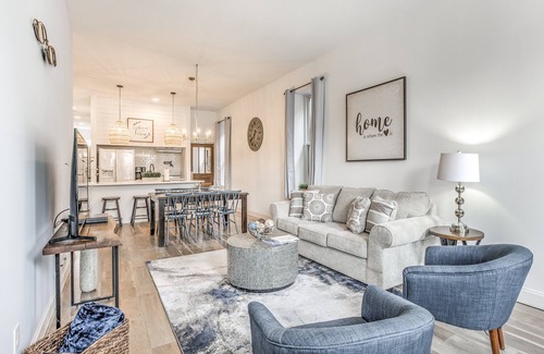 The Gate Casa | Delightfully Redesigned Home - JZ Vacation Rentals
