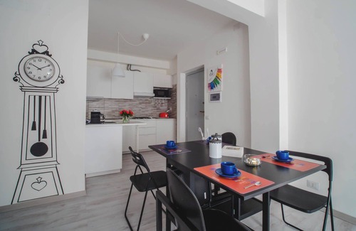 Quartiere XXIV Don Bosco Apartamento | Delizioso Appartamento Situato Vicino Alla Metropolitana A Lucio Sestio