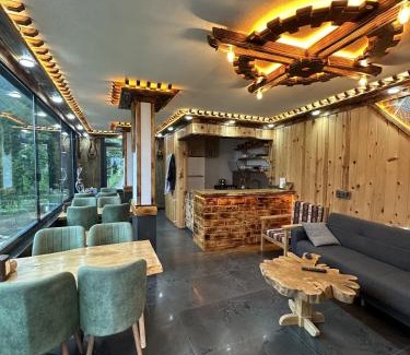 Ayder Hotel | DELLA SUİT BUNGALOW