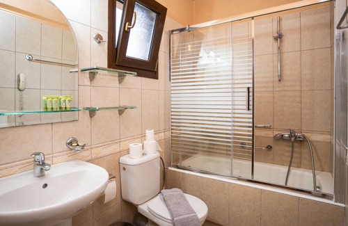 Kalambaka Hotel | Dellas Boutique Hotel