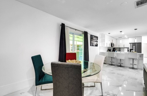 Delray Beach Casa | Delray Beach Home w/ Pool ~ 4 Mi to Beach!