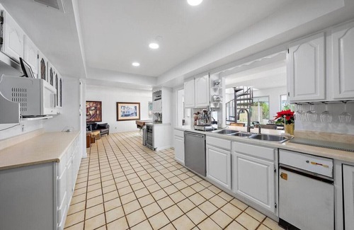 Lake Ida Shores Casa | Delray Beach Lakefront Dream