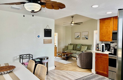 Lake Ida Shores Casa | "Delray Drift". Charming 3-bedroom house in Downtown Delray.