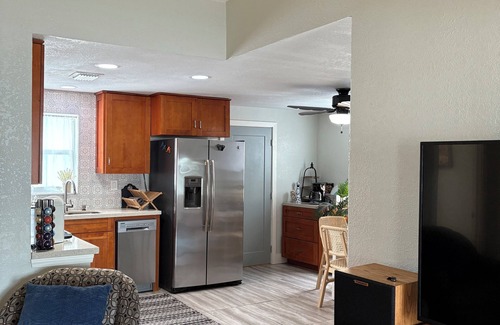 Lake Ida Shores Casa | "Delray Drift". Charming 3-bedroom house in Downtown Delray.