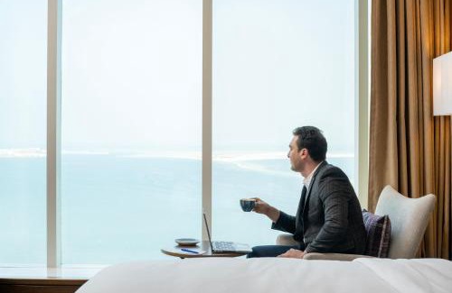 Diplomatic Area Hotel | Delta Hotels by Marriott City Center Doha