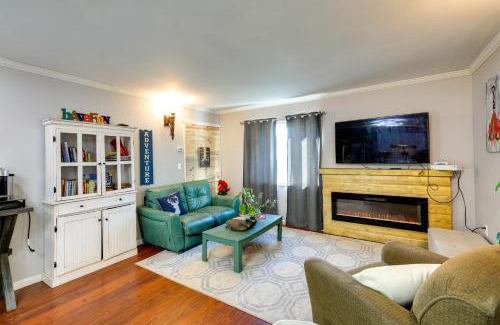 Delta Junction Casa | Delta Junction Rental with Shared Pool and Hot Tub!