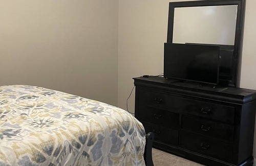Church Street Casa | Delta love shack (10min from the airport)