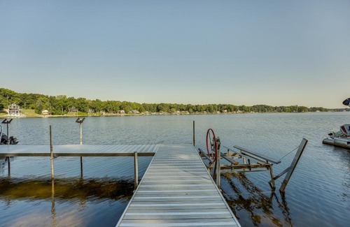 Delton Casa | Delton Oasis Retreat with Lake Views and Deck!