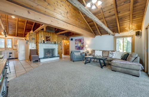 Delton Casa | Delton Oasis Retreat with Lake Views and Deck!