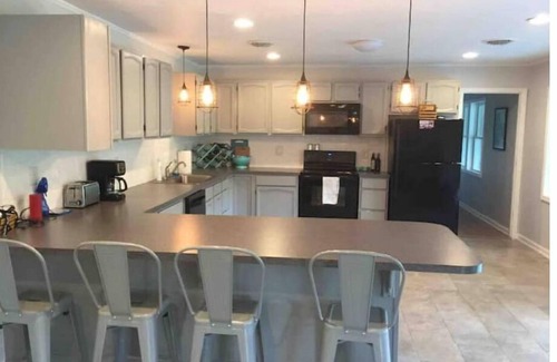 Draper Casa | Deltopia on Waterfront New River/Claytor Lake