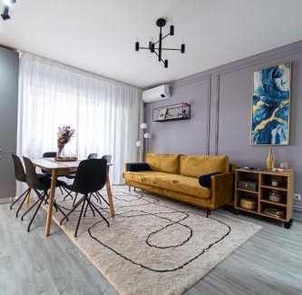 Bacau Apartamento | Delux Suite - Apartament 100 de m2 cu 3 camere și parcare gratuită, lângă Arena Mall in Centrul Bacău