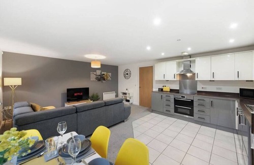 High Wycombe Apartamento | ★Deluxe 2 bed flat w/free parking★