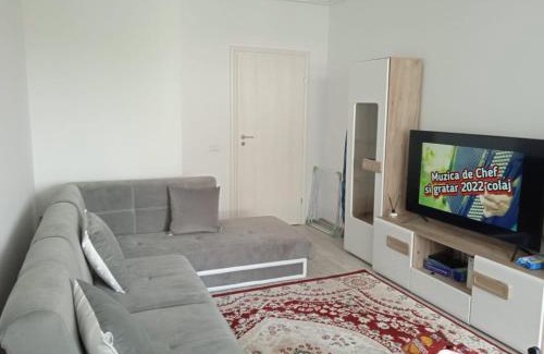 Bragadiru Apartamento | Deluxe 2 bedroom apartment with balcony and private parking