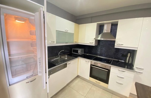 Gumussuyu Mahallesi Apartamento | Deluxe 2 Bedrooms Balcony Residence