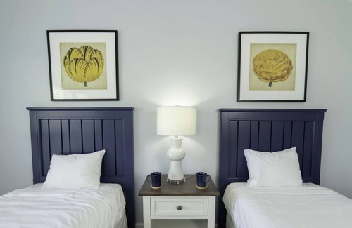 Lackey Complejo | Deluxe 2BR Cottage w/Whirlpool Tub + Deck Near Williamsburg Hotspots
