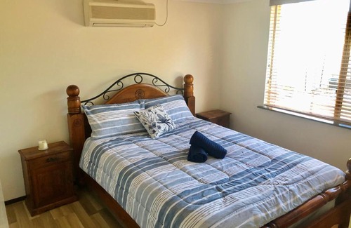 Exmouth Apartamento | Deluxe 3 Queen Rooms- private Oasis