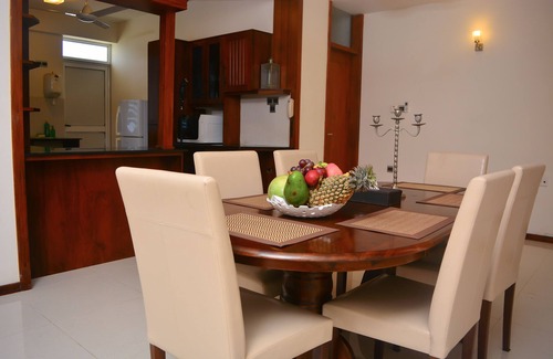 Ibbanwala Apartamento | Deluxe 4BR Penthouse By Unique Towers