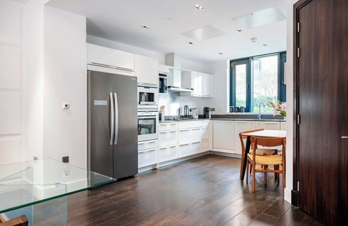 Camden Town with Primrose Hill Casa | Deluxe and Peace in Primrose Hill