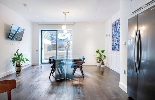 Camden Town with Primrose Hill Casa | Deluxe and Peace in Primrose Hill