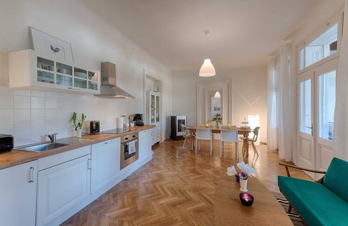 Reichenau an der Rax Apartamento | Deluxe Apartment mit Zwei Schlafzimmern und Wintergarten - Top 1 - Landhaus Blauer Spatz