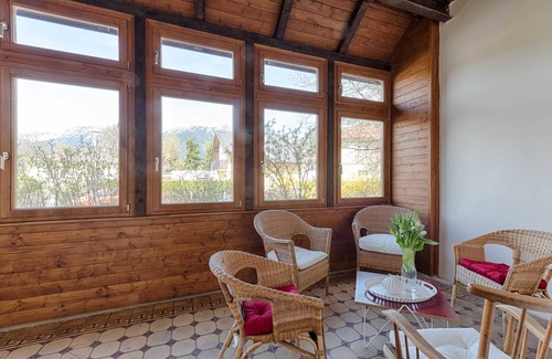 Reichenau an der Rax Apartamento | Deluxe Apartment mit Zwei Schlafzimmern und Wintergarten - Top 1 - Landhaus Blauer Spatz
