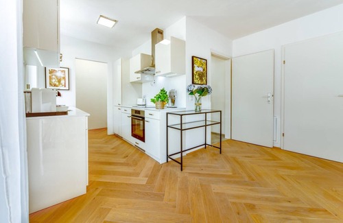 Krems an der Donau Apartamento | Deluxe Apartment with Terrace and Parking in the historic city centre of Krems an der Donau