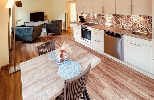 Ellenz-Poltersdorf Apartamento | Deluxe apartment - 1-8 persons - 4 bedrooms